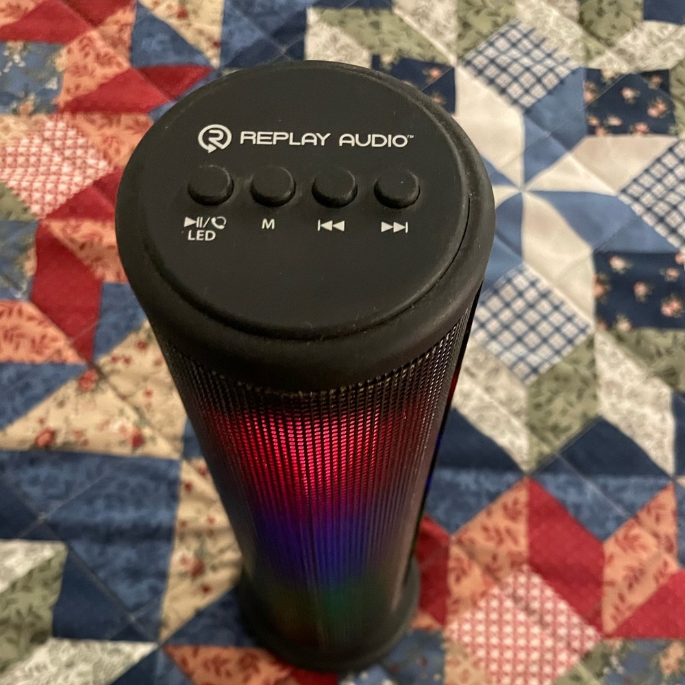 Replay Audio Bluetooth Rave light-up speaker. - Picture 2 of 2